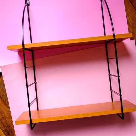 Étagère type String