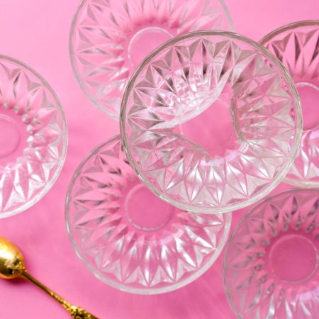 Coupelles à facettes