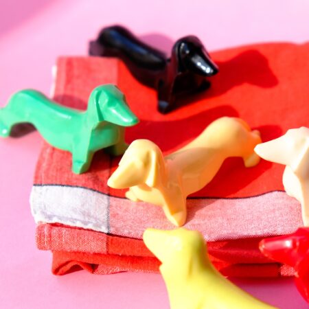 Portes-couteaux teckels colorés